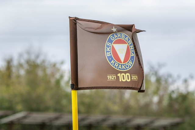 巴萨VS皇社：巴萨的重点还是联赛，所以拿捏皇社想必难度不大.